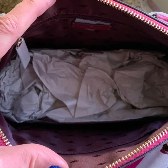 Authentic KATE SPADE leather top zip satchel/crossbody - Picture 11 of 13